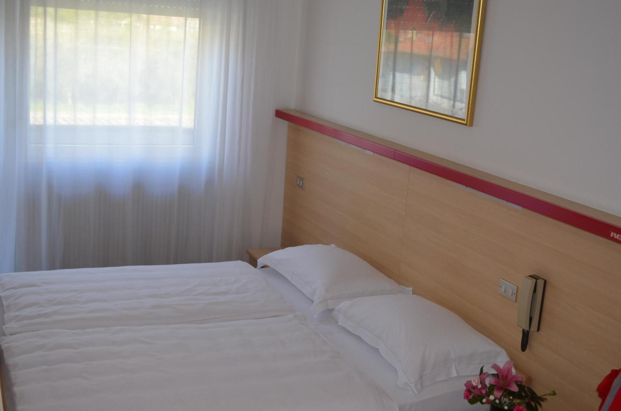 Park Hotel Eden 토르볼레 객실 사진